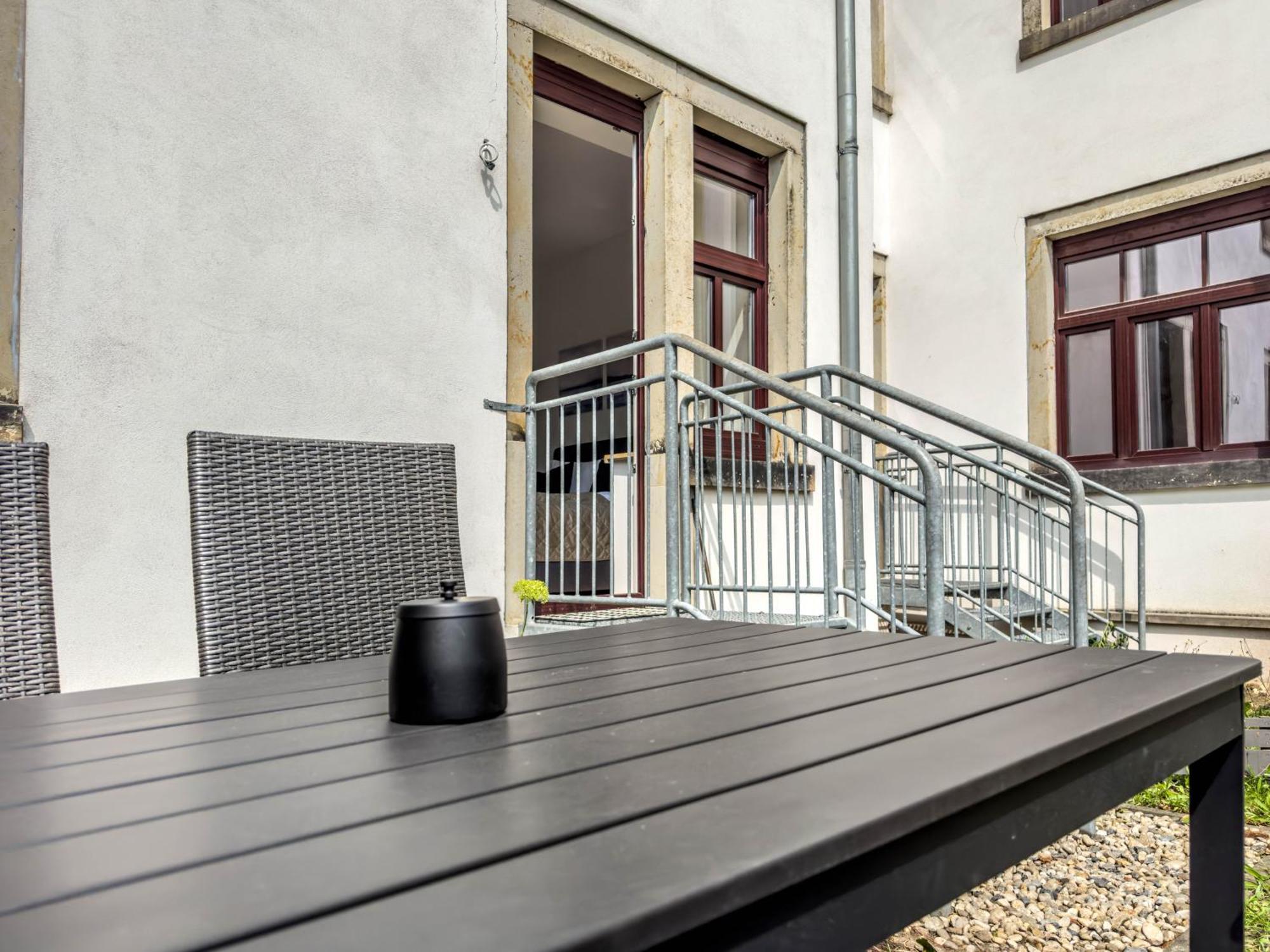 Design 2R Apartment Dresden Neustadt - Garten - Elbnahe - Airport Buitenkant foto